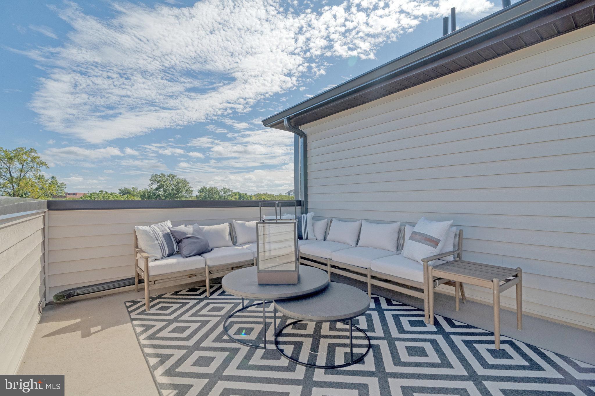 THE BOULEVARDS AT WESTFIELDS - Residential