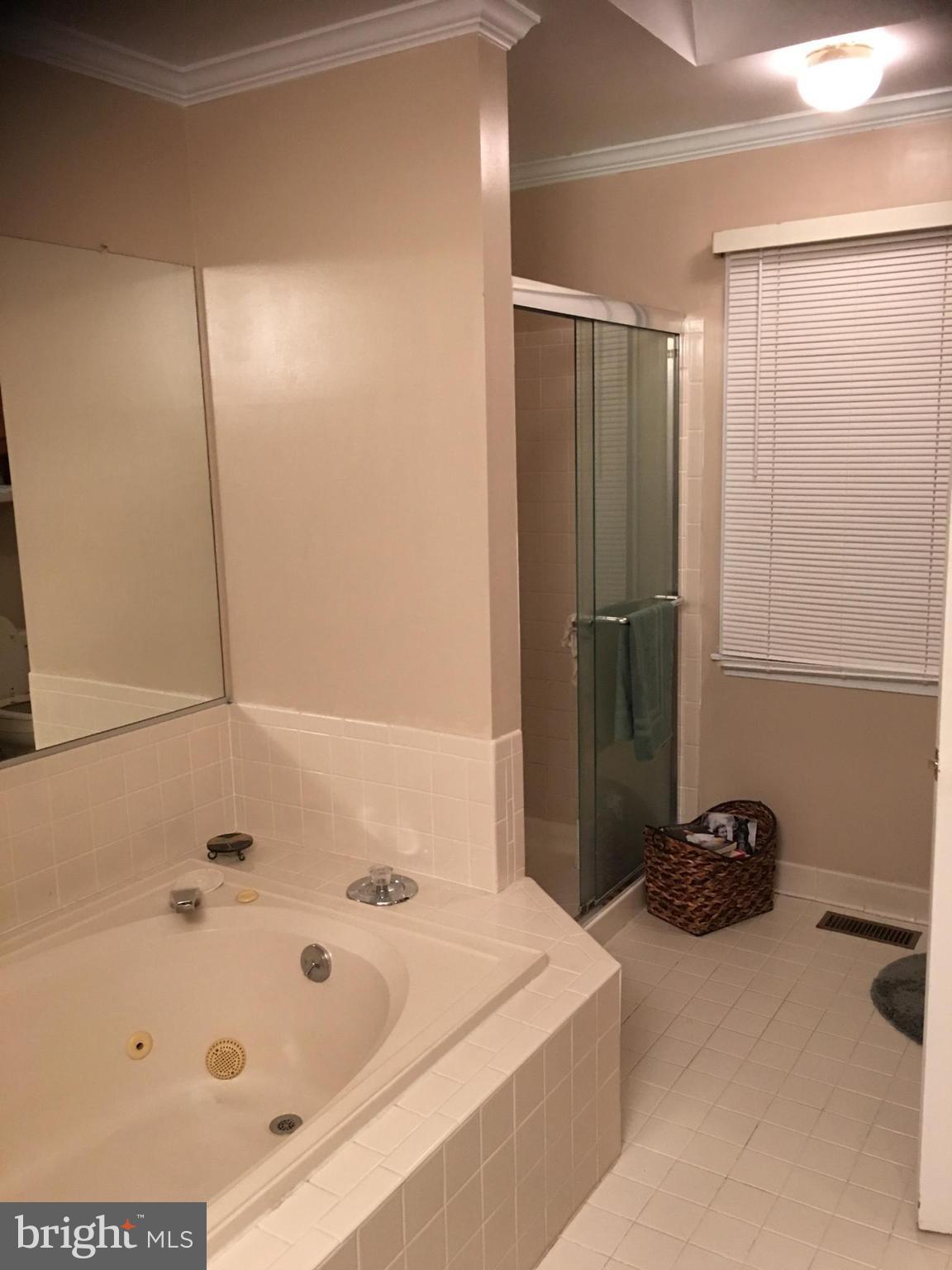 MAJORS CHOICE - Residential