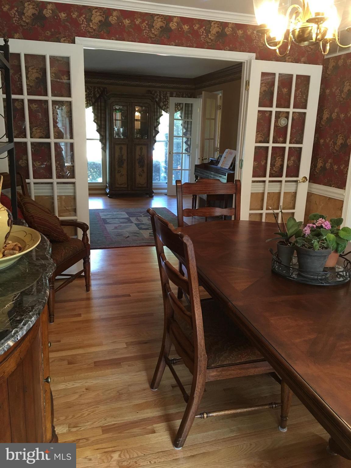 MAJORS CHOICE - Residential