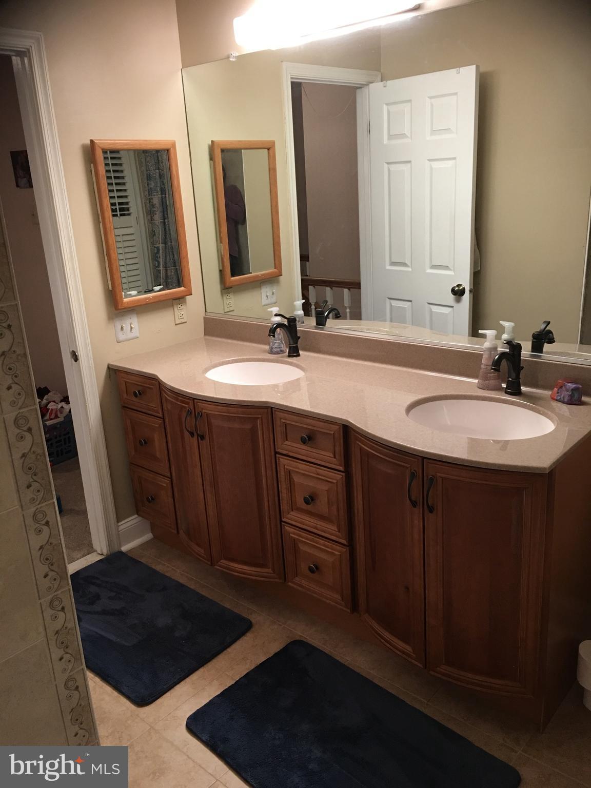 MAJORS CHOICE - Residential