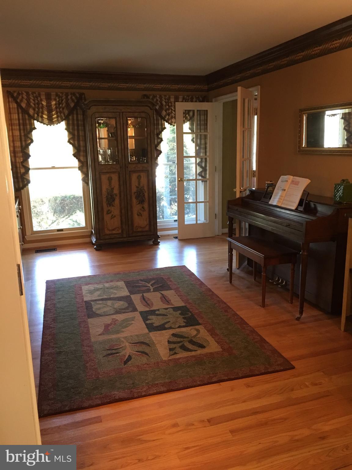 MAJORS CHOICE - Residential