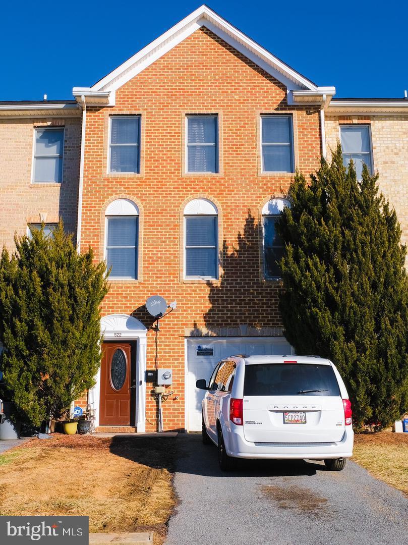 PANGBORN PARK - Residential Lease