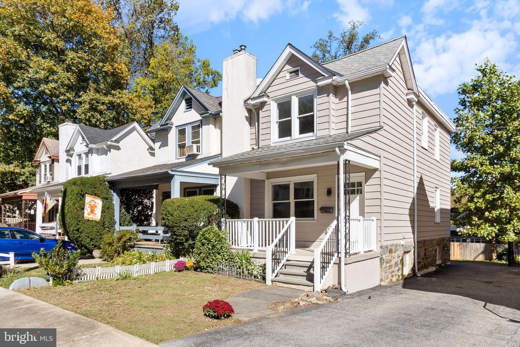 Photo of 521 Homewood Avenue, NARBERTH, PA 19072 (MLS # PAMC2159410)