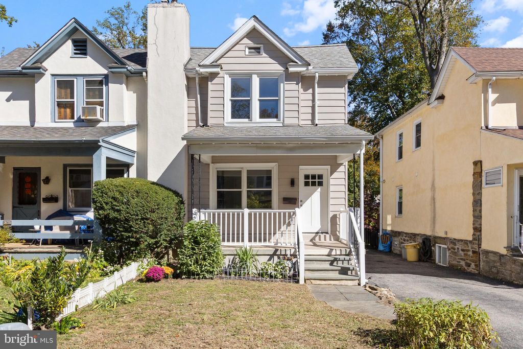 Photo of 521 Homewood Avenue, NARBERTH, PA 19072 (MLS # PAMC2159410)