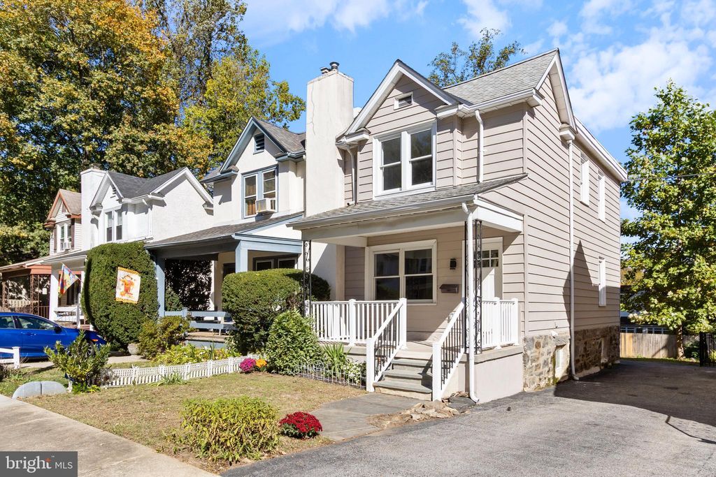 Photo of 521 Homewood Avenue, NARBERTH, PA 19072 (MLS # PAMC2159410)