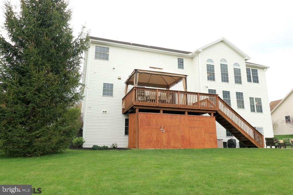 SAWMILL ACRES - Residential