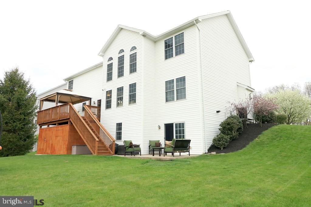 SAWMILL ACRES - Residential