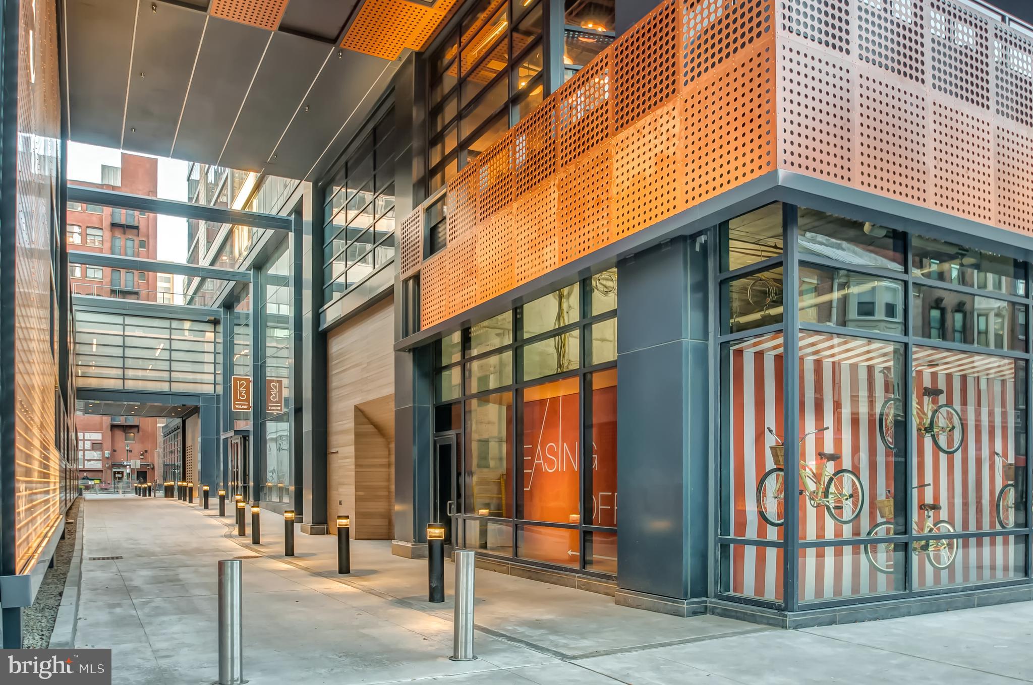 CENTER CITY - Residential Lease