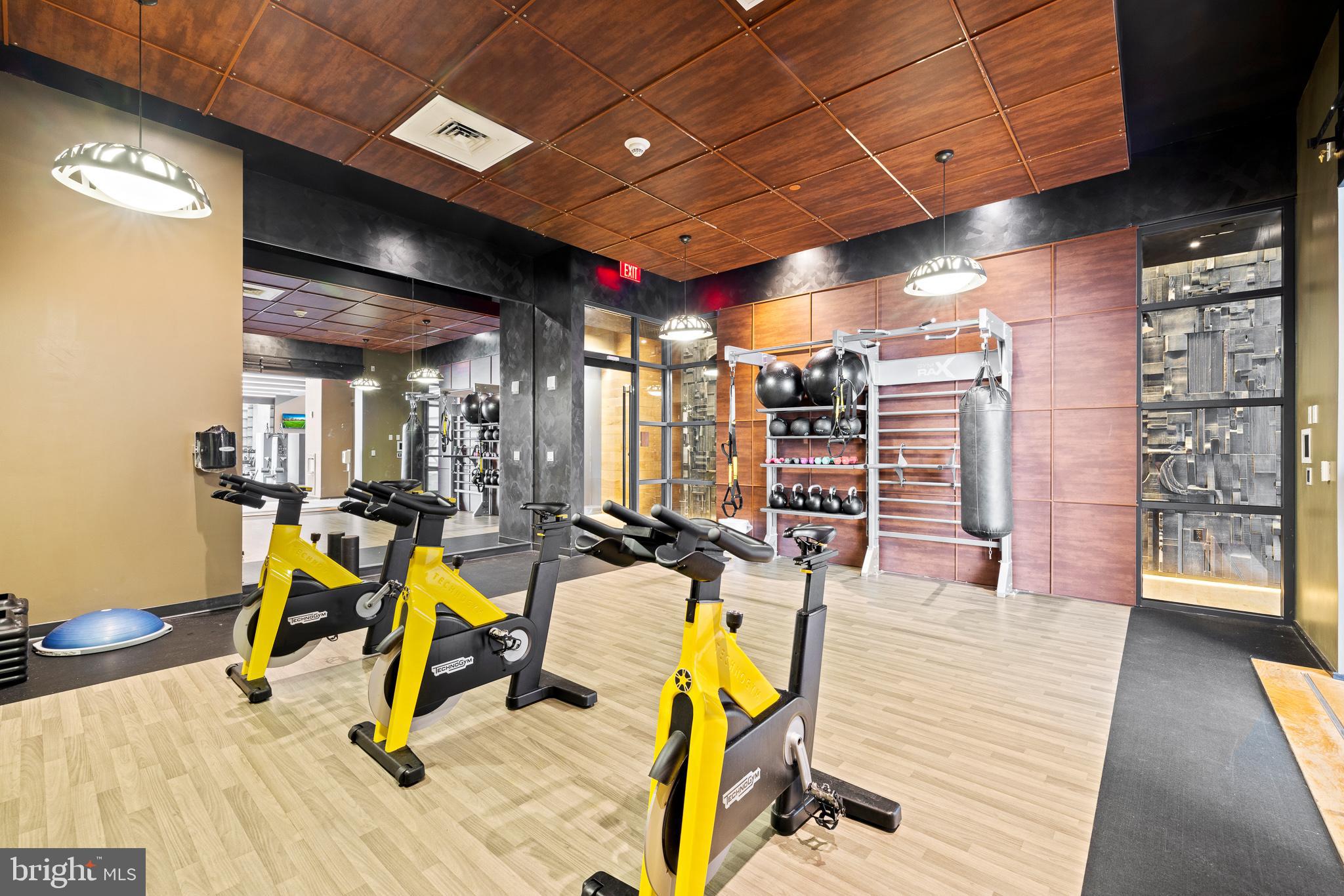 CENTER CITY - Residential Lease