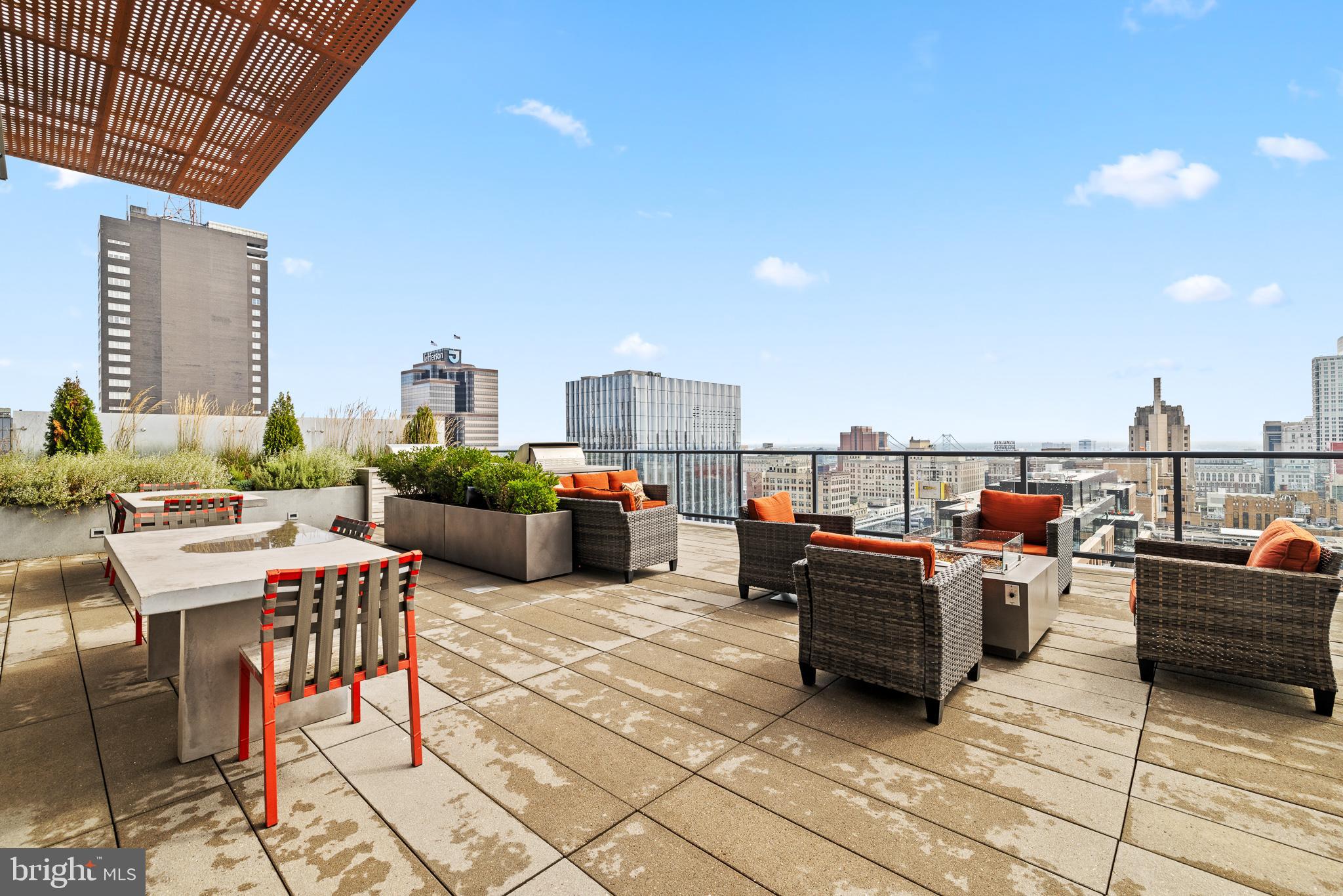 CENTER CITY - Residential Lease