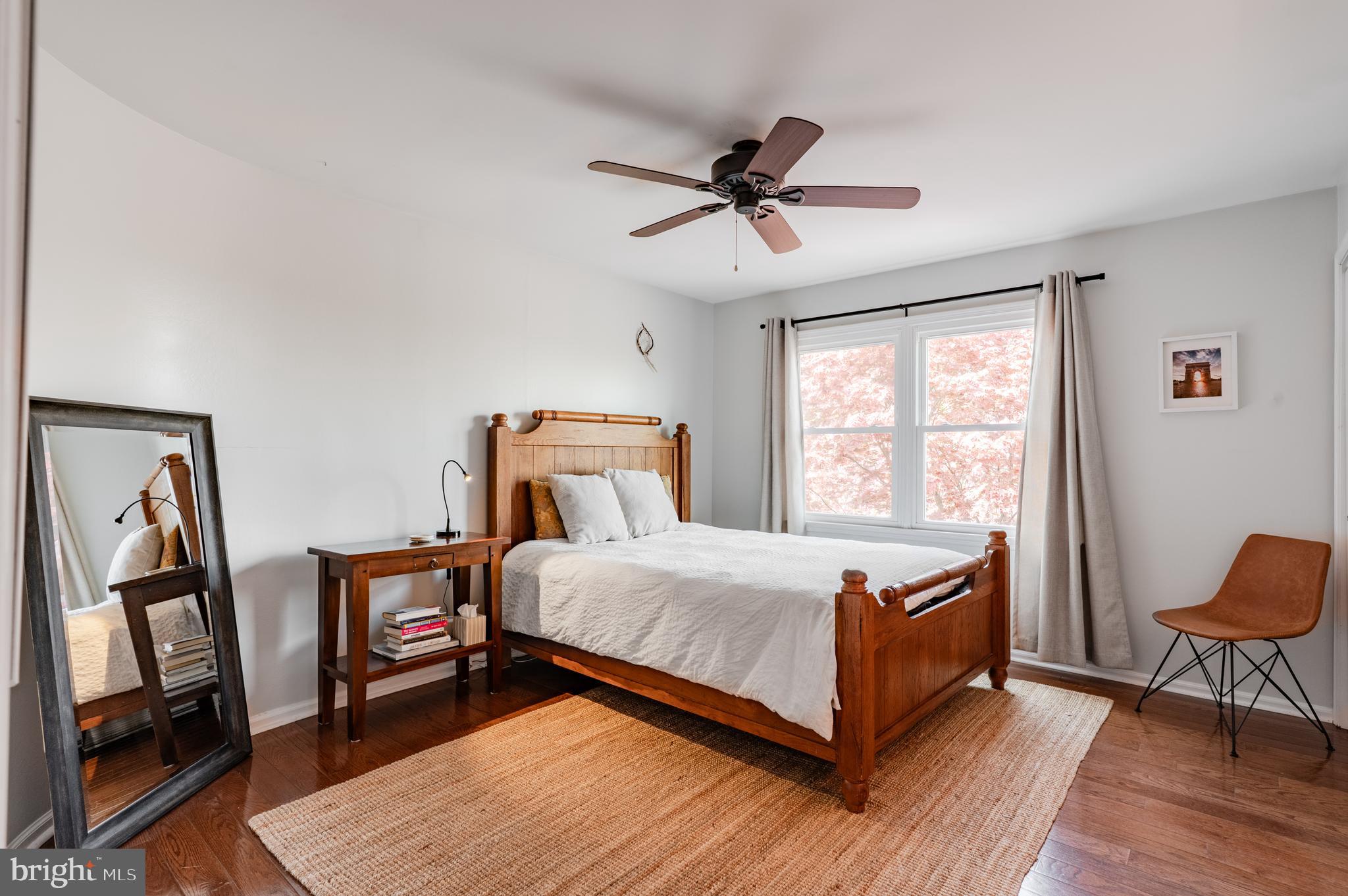 FORT WASHINGTON - Residential