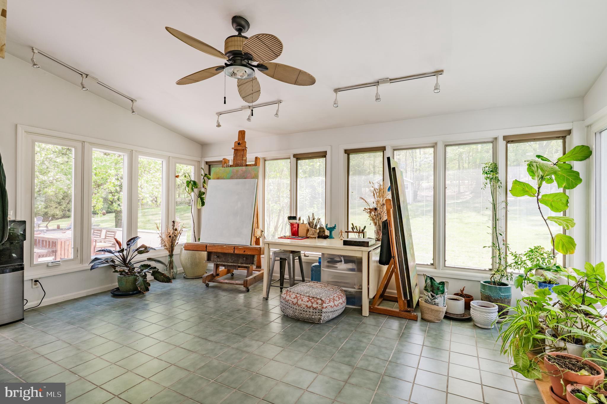 FORT WASHINGTON - Residential