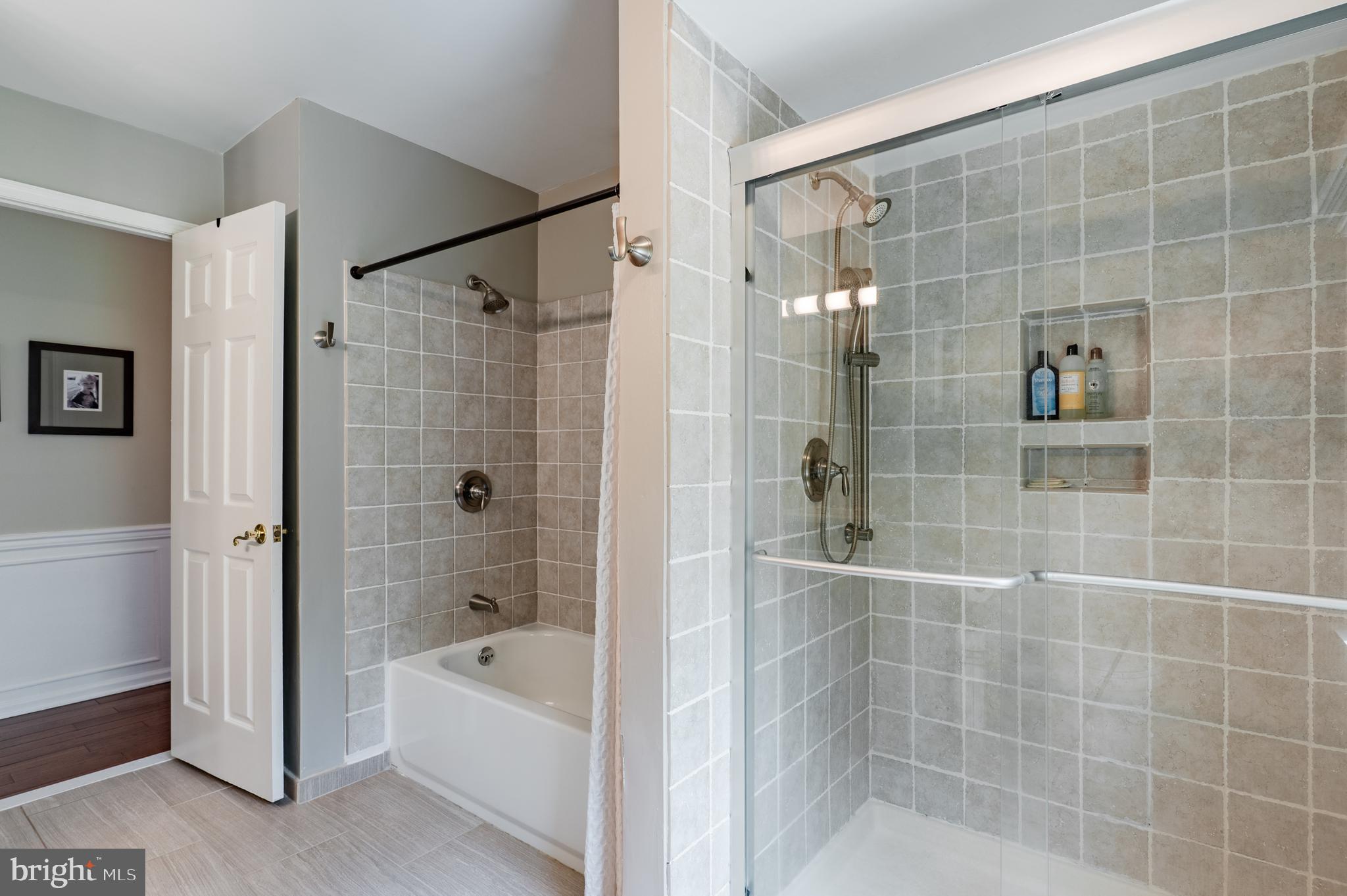 FORT WASHINGTON - Residential