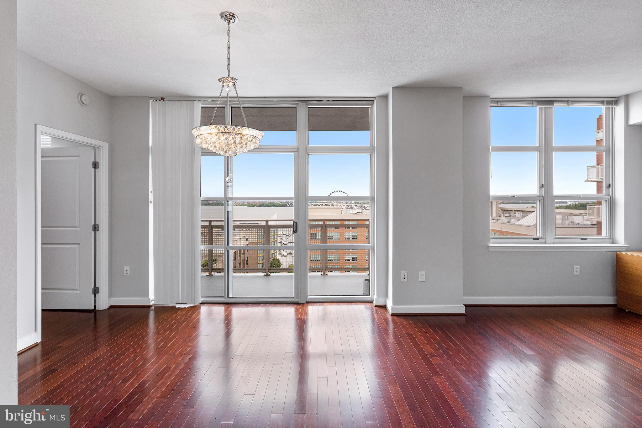 NATIONAL HARBOR - Residential