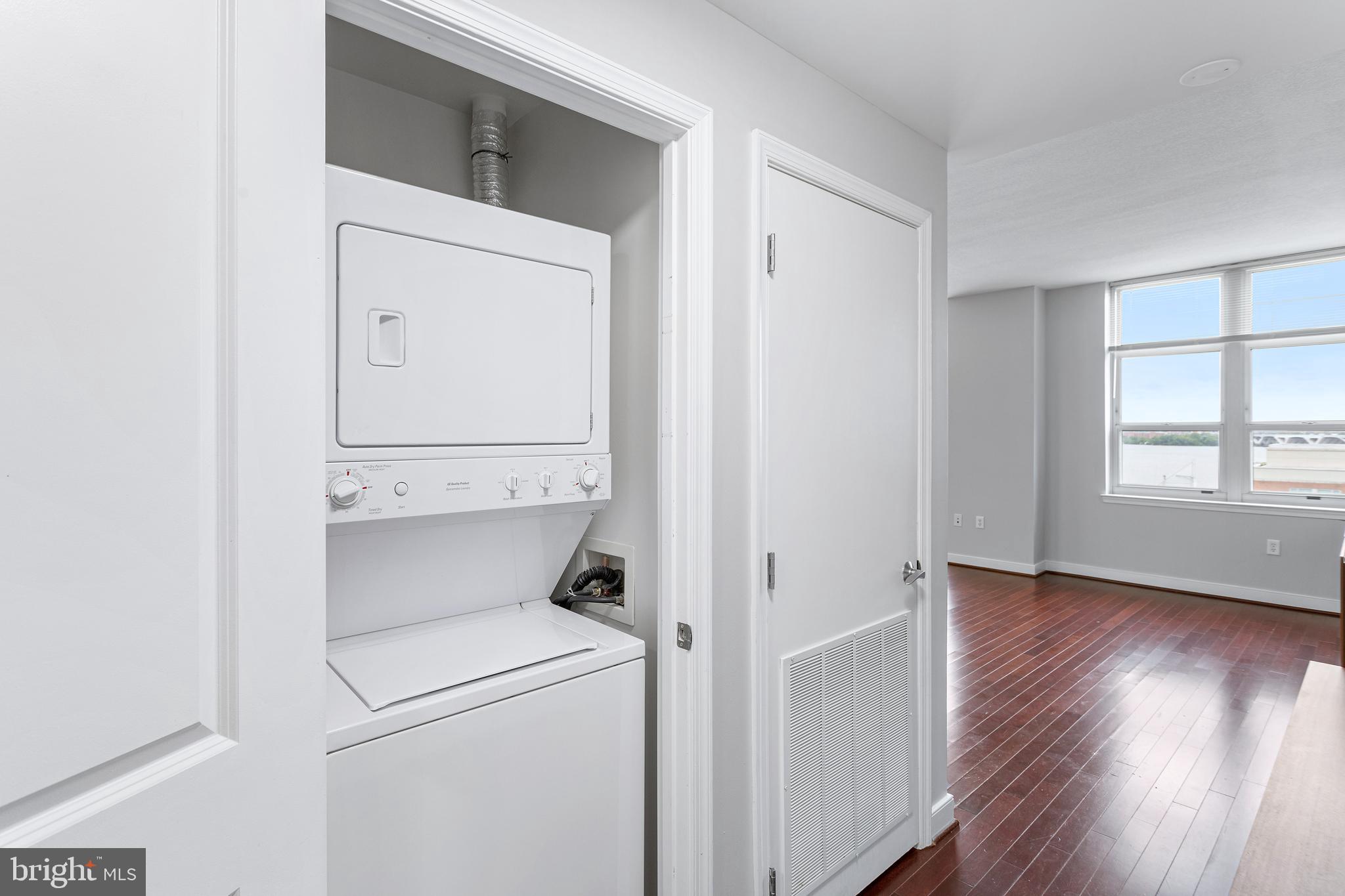 NATIONAL HARBOR - Residential