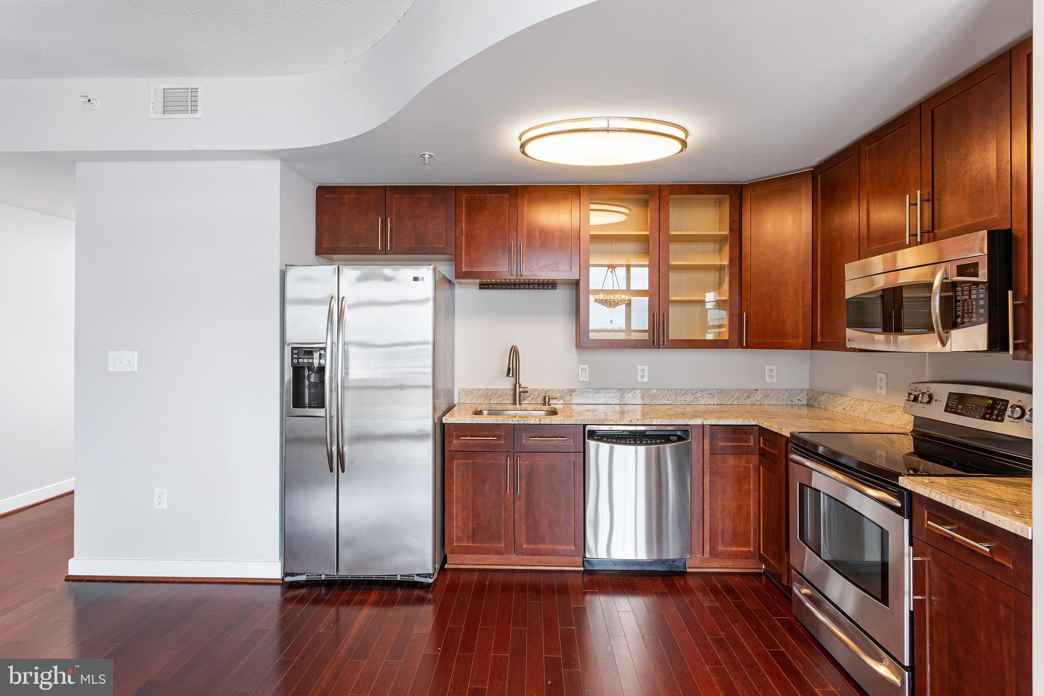 NATIONAL HARBOR - Residential