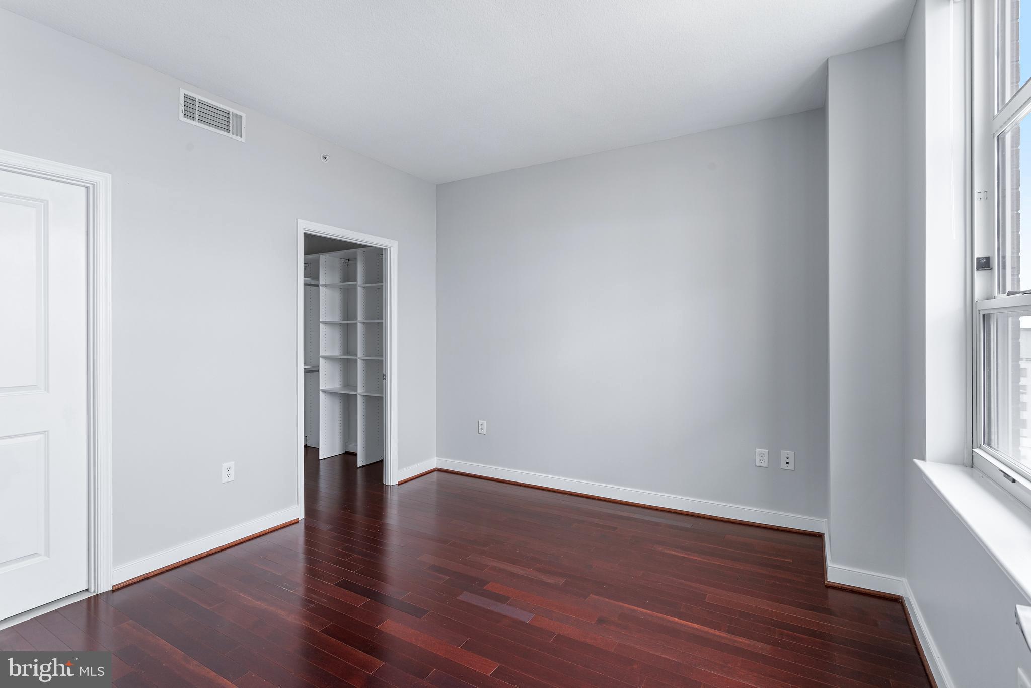 NATIONAL HARBOR - Residential