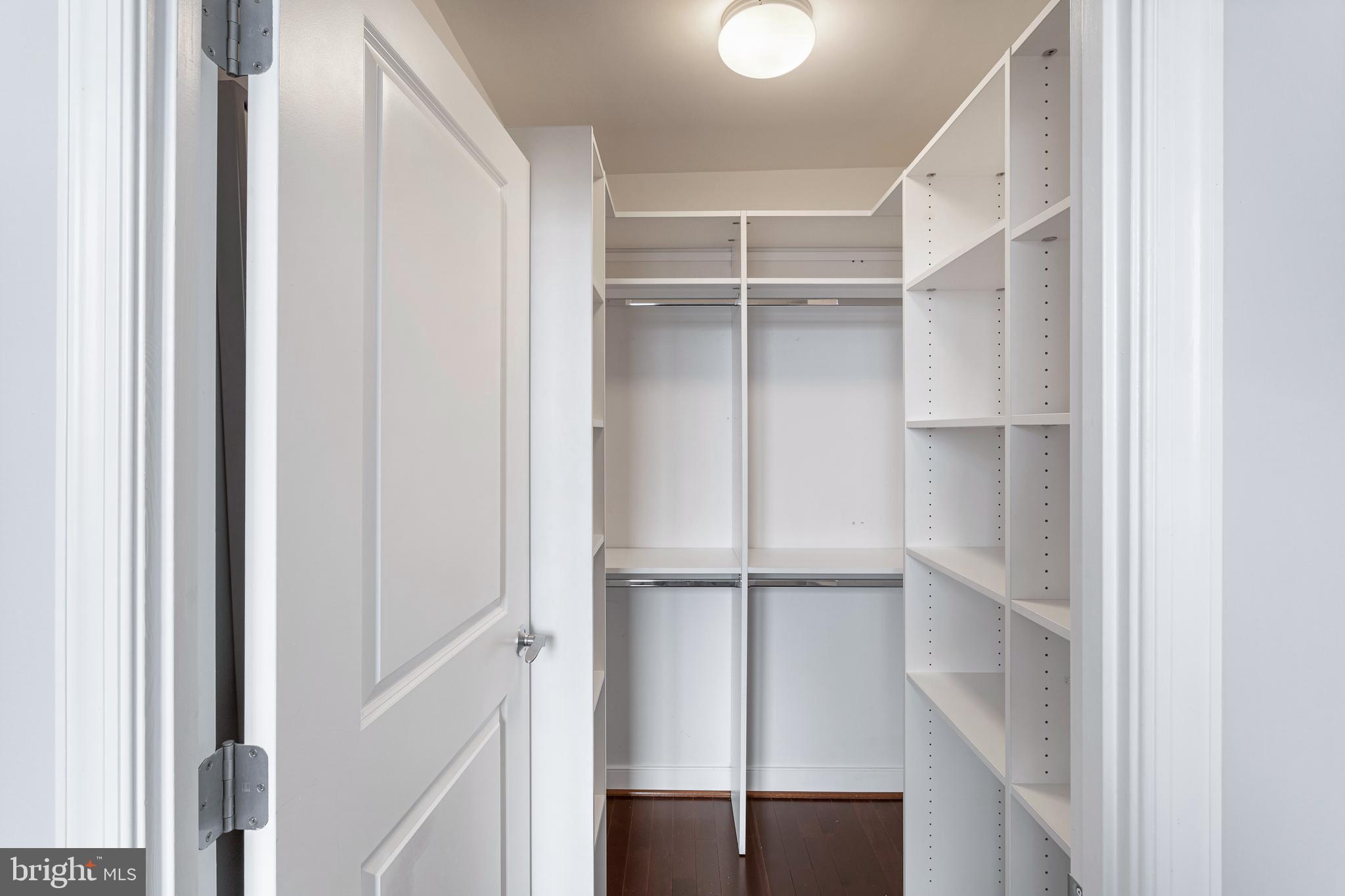 NATIONAL HARBOR - Residential