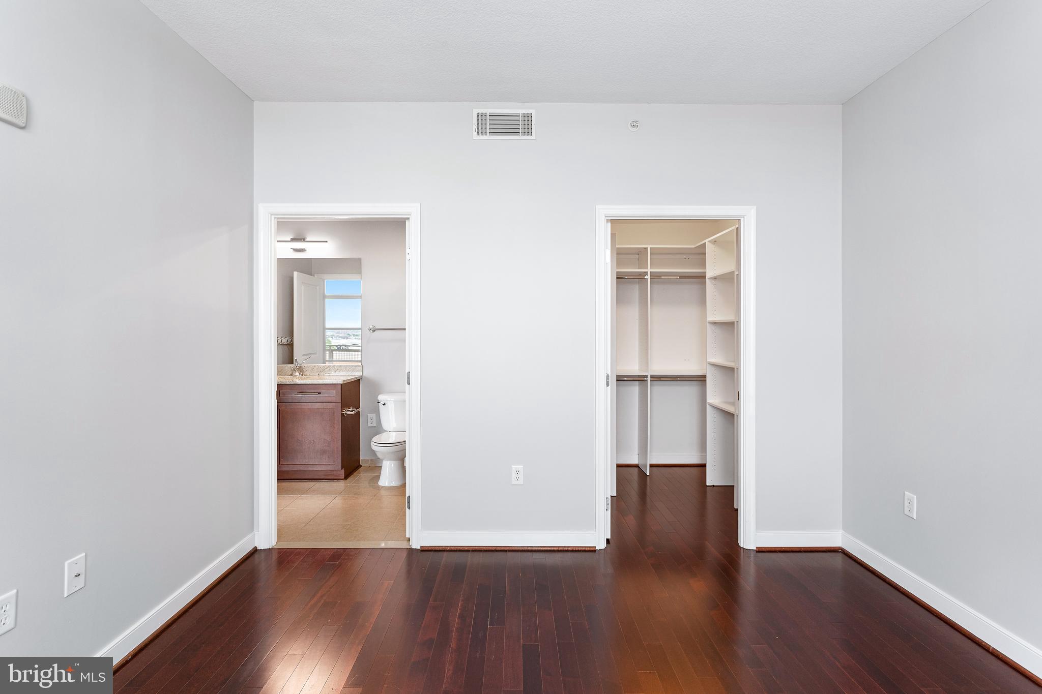 NATIONAL HARBOR - Residential