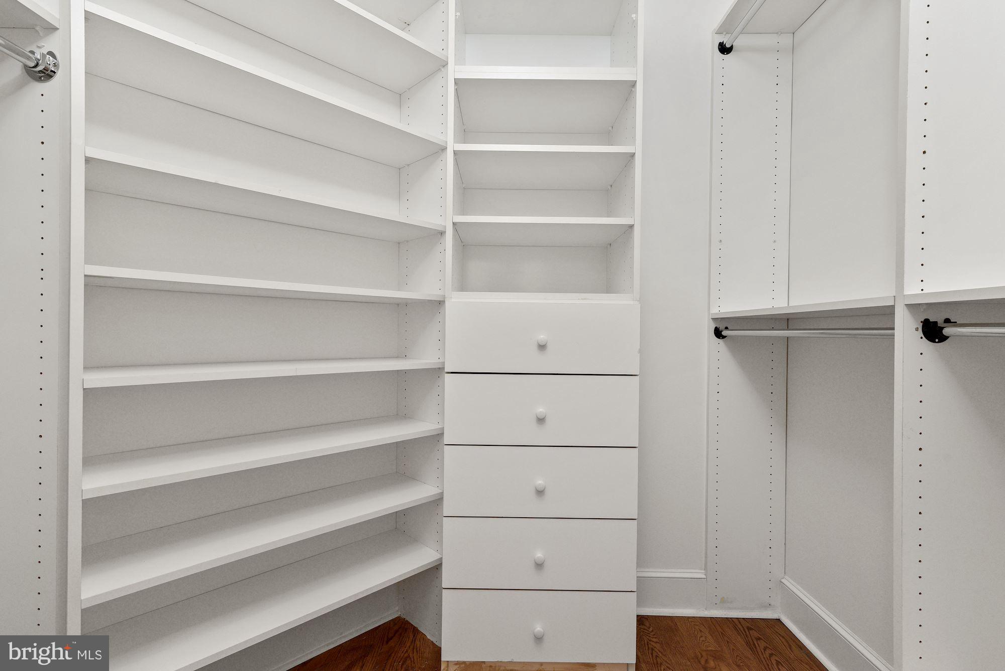 AVENEL - Residential