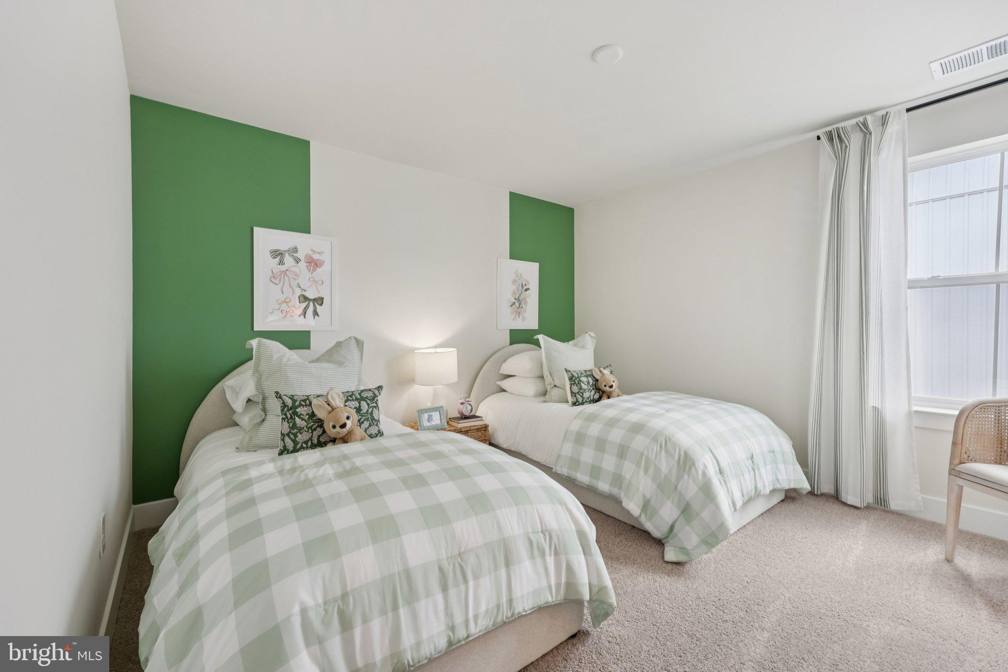 WILLOW RUN - Residential