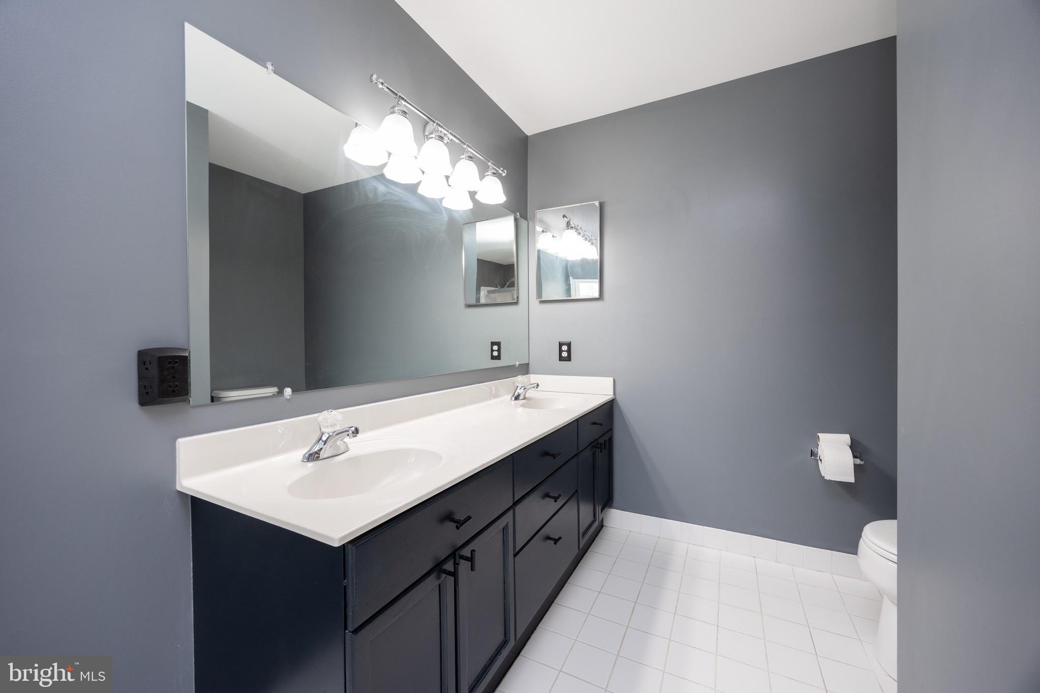 LANDIS GREENE - Residential