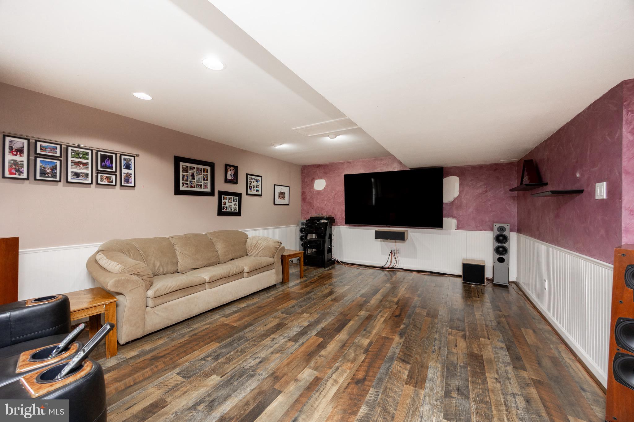 LANDIS GREENE - Residential