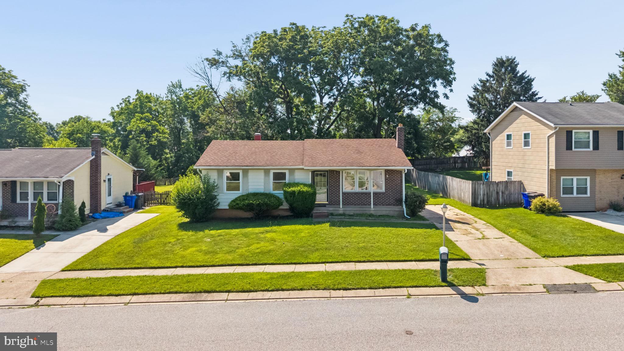 209 BRIGHT OAKS DRIVE
