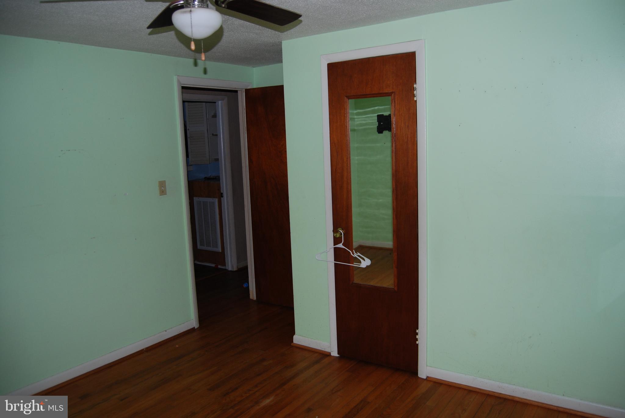 PLACID BAY EST ALBROUGH - Residential