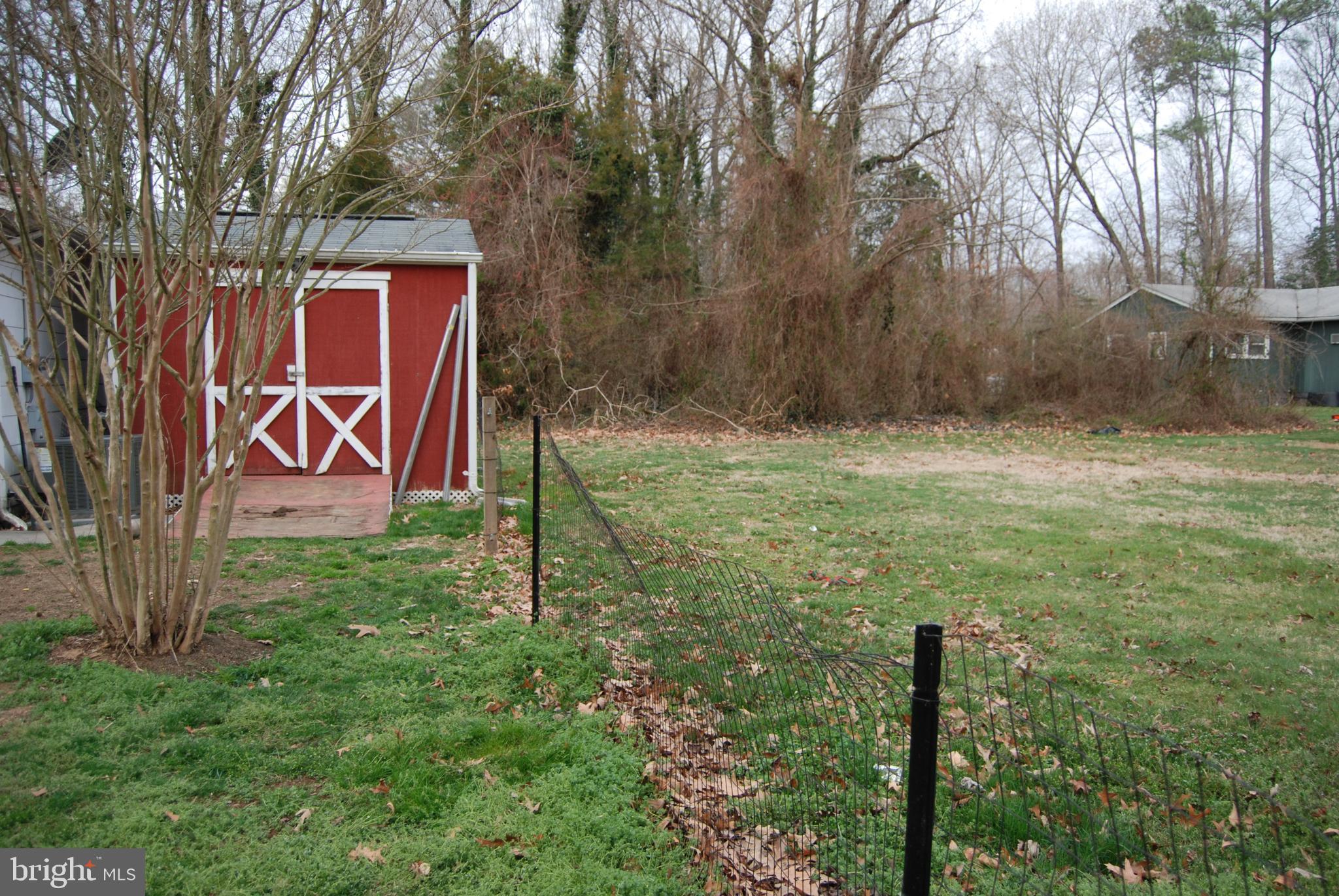 PLACID BAY EST ALBROUGH - Residential