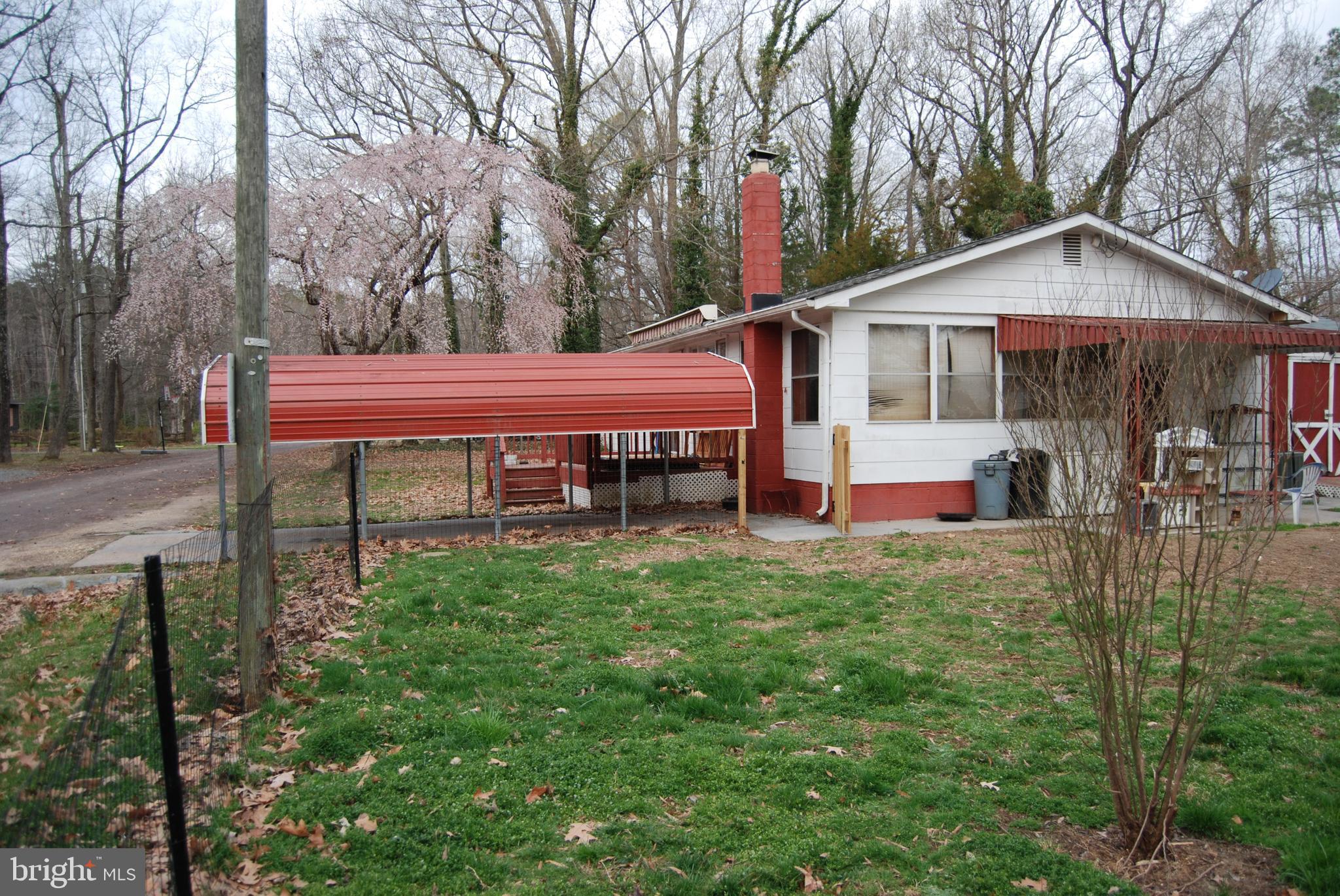 PLACID BAY EST ALBROUGH - Residential