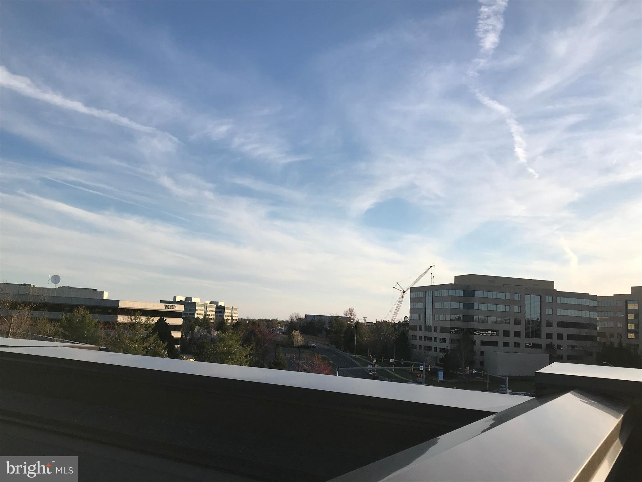 METRO SQUARE - Residential Lease