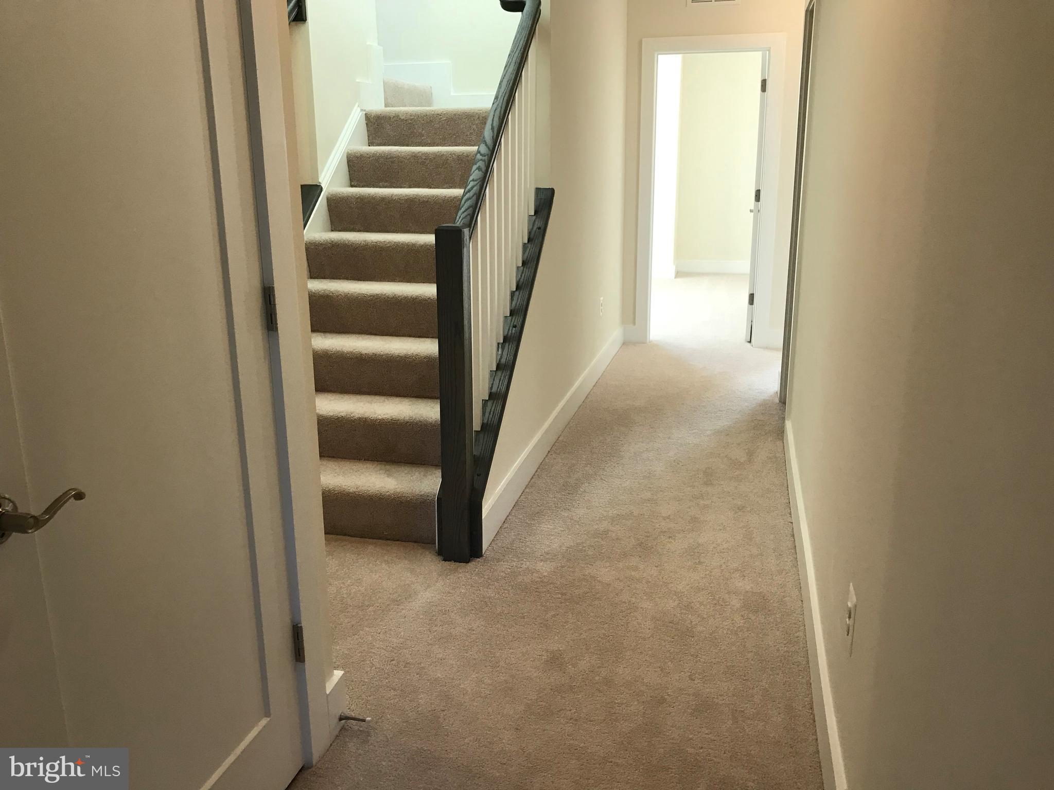 METRO SQUARE - Residential Lease