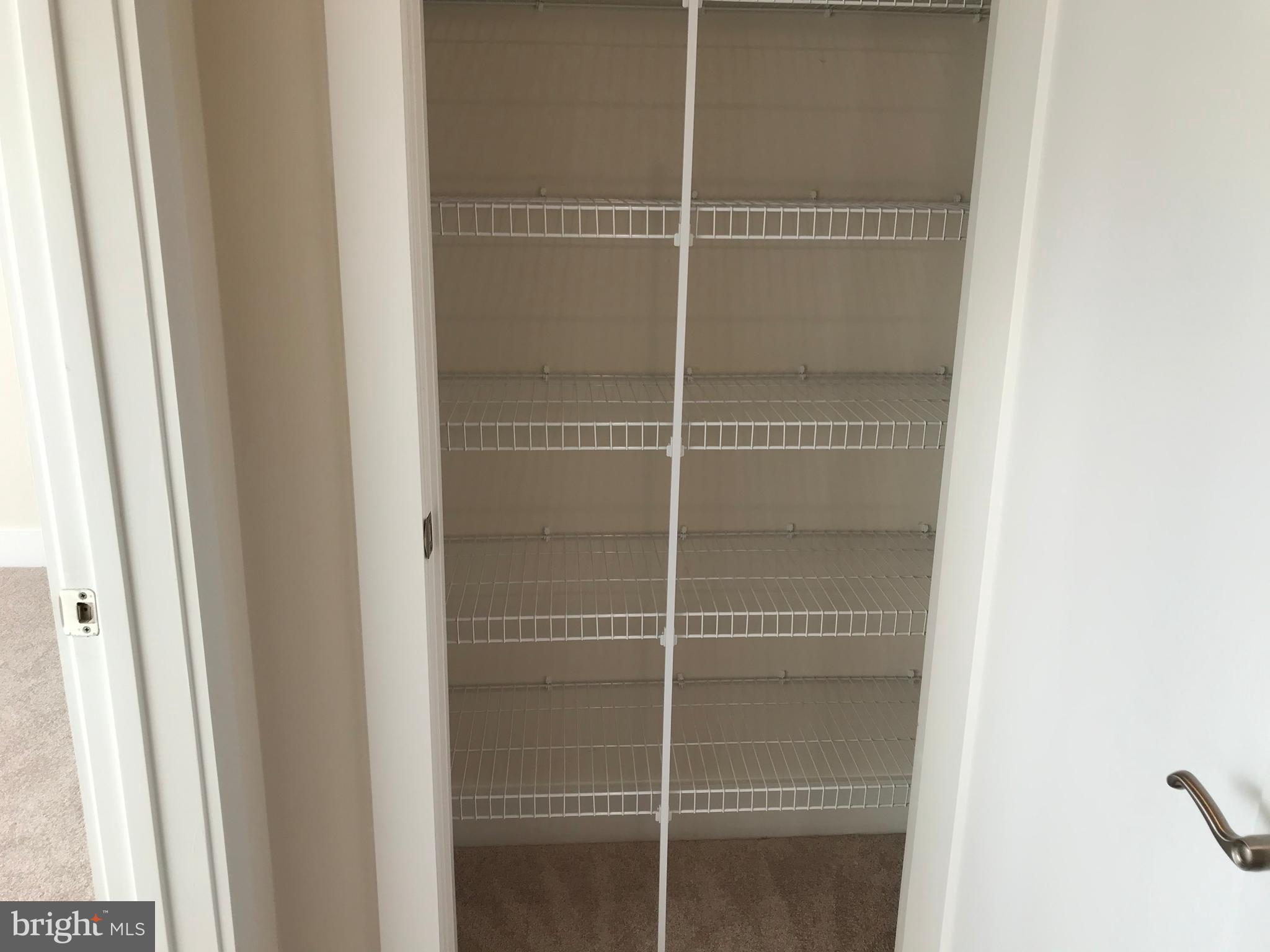 METRO SQUARE - Residential Lease