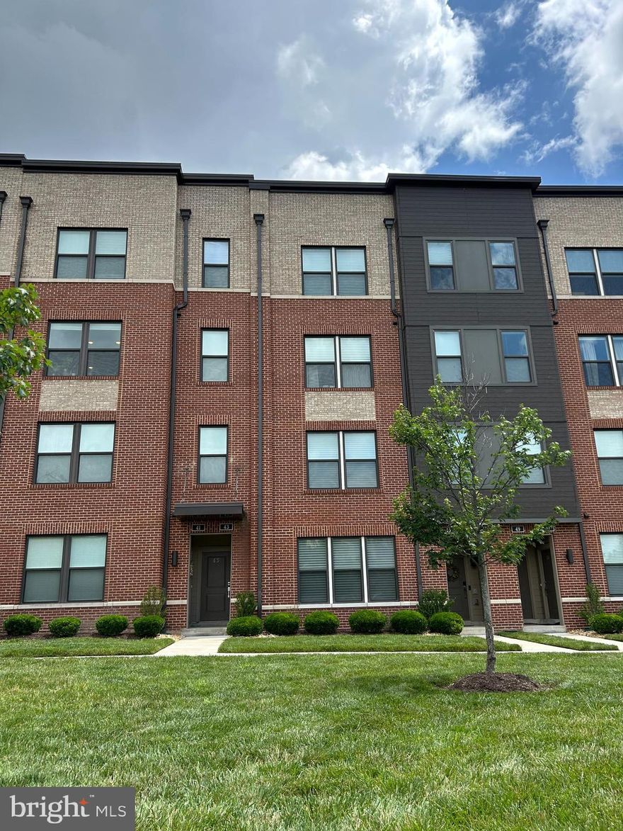 Available as of July 1st, No Pet(s), $50 Per adult processing fee & $3,600 first month rent as a Cashier's check to Re/Max Executives******Stanley Martin two level 3 BR/ 2.5 BA townhouse condo in Herndon! Over 2400 square feet of luxury living space on upper two floors (no one above you!) PLUS a rooftop deck! Walking distance to Herndon Silver Line metro! Large, open concept floor plan on main level includes a Gourmet kitchen with center island, granite counters, stainless appliances and loads of cabinet space! Large Great Room has access to large deck! Open dining area! Upper level has a large Master bedroom with HUGE walk-in closet and full private bath! There are also two additional bedrooms and hall bath! Enjoy summer evenings entertaining friends or just relaxing on the rooftop deck with views of Reston Town Center! Minutes to shopping, dining and entertainment in Herndon and Reston! Steps to the W&OD Trail! Haley Smith Park is right across the street with multiple sports fields, basketball court and picnic areas!