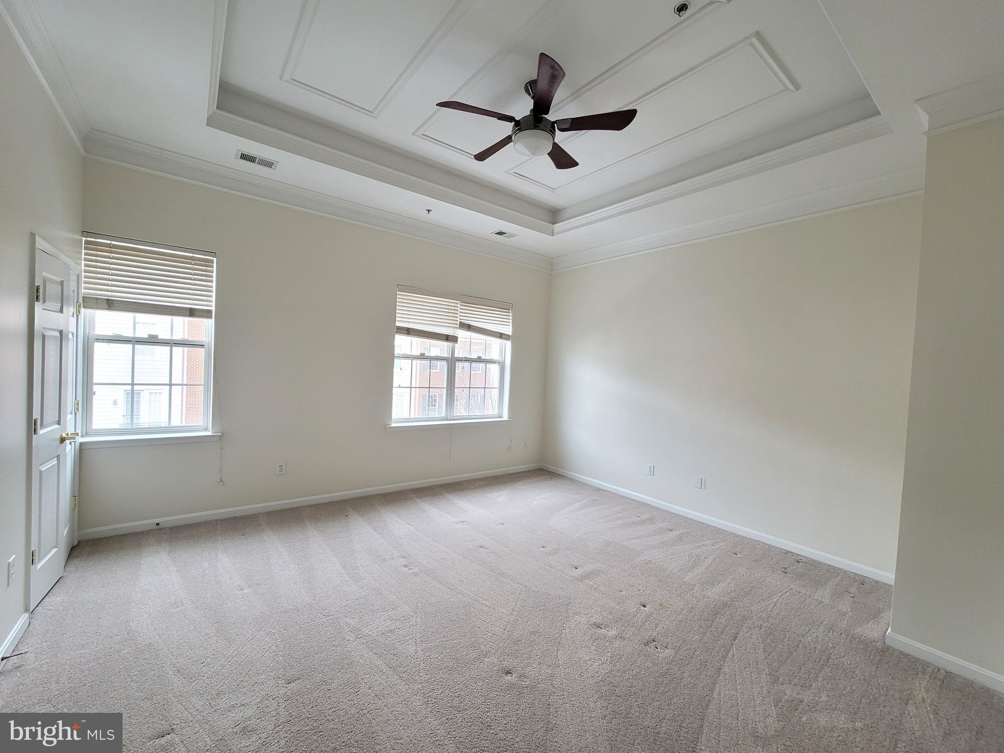 VILLAGES OF URBANA - Residential Lease