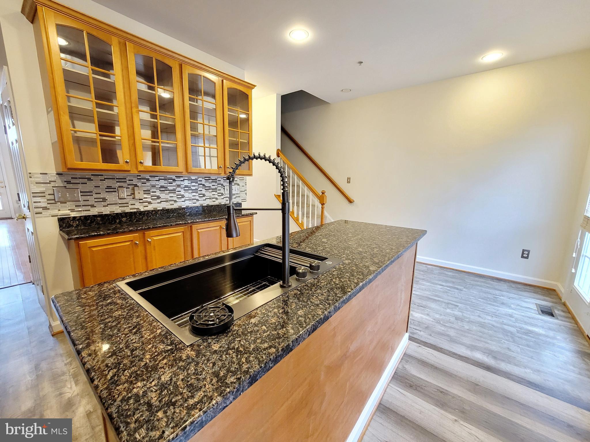 VILLAGES OF URBANA - Residential Lease