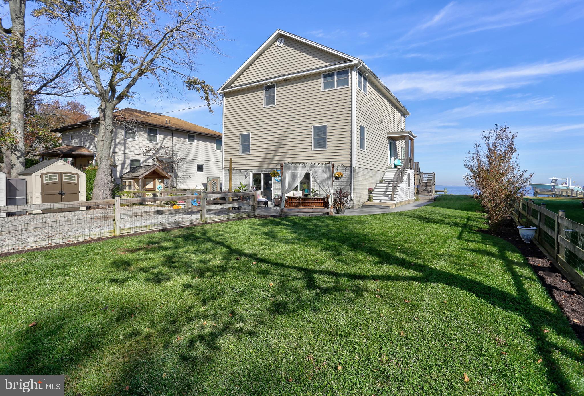 VENICE ON THE BAY - Residential