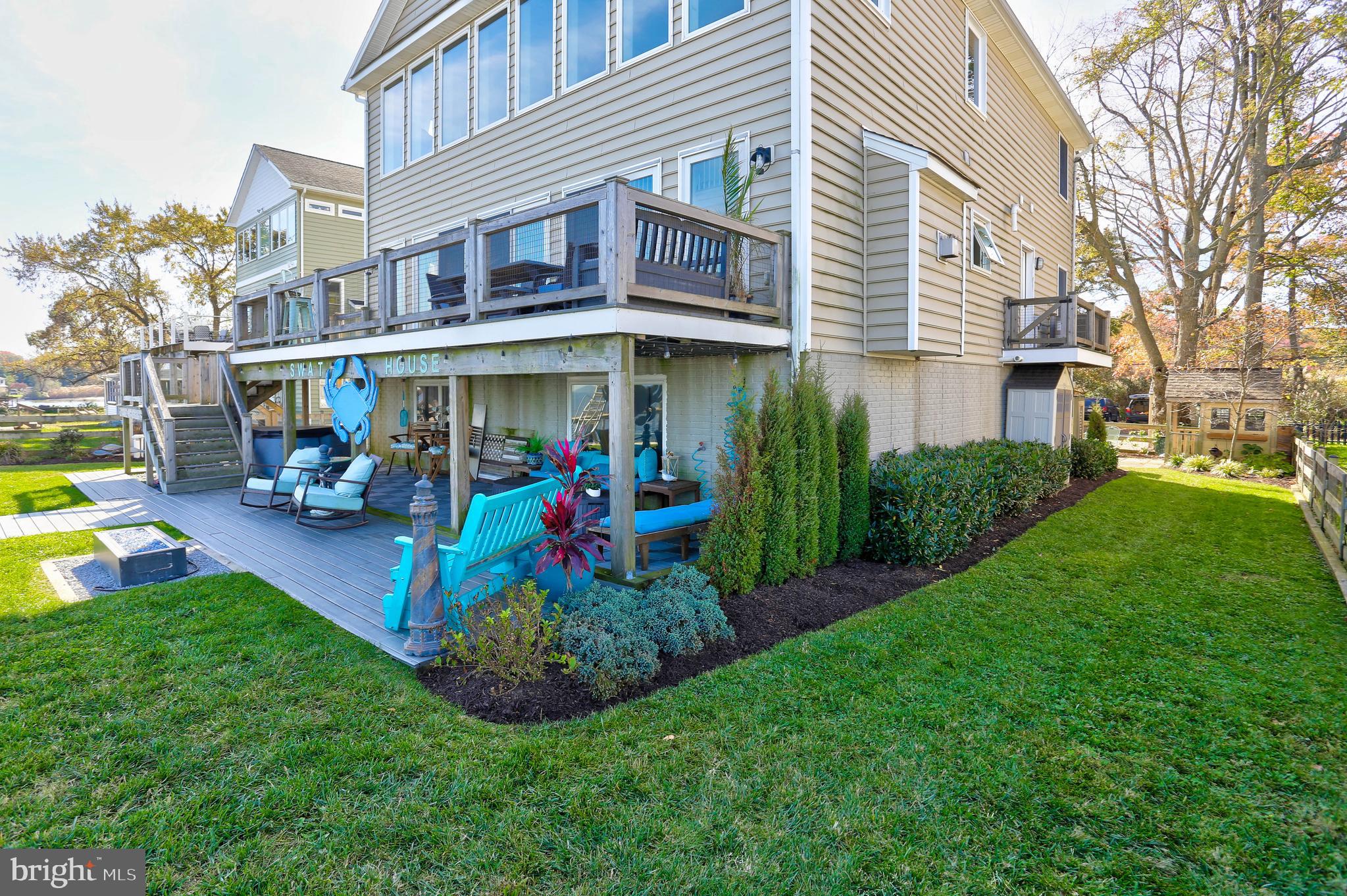 VENICE ON THE BAY - Residential