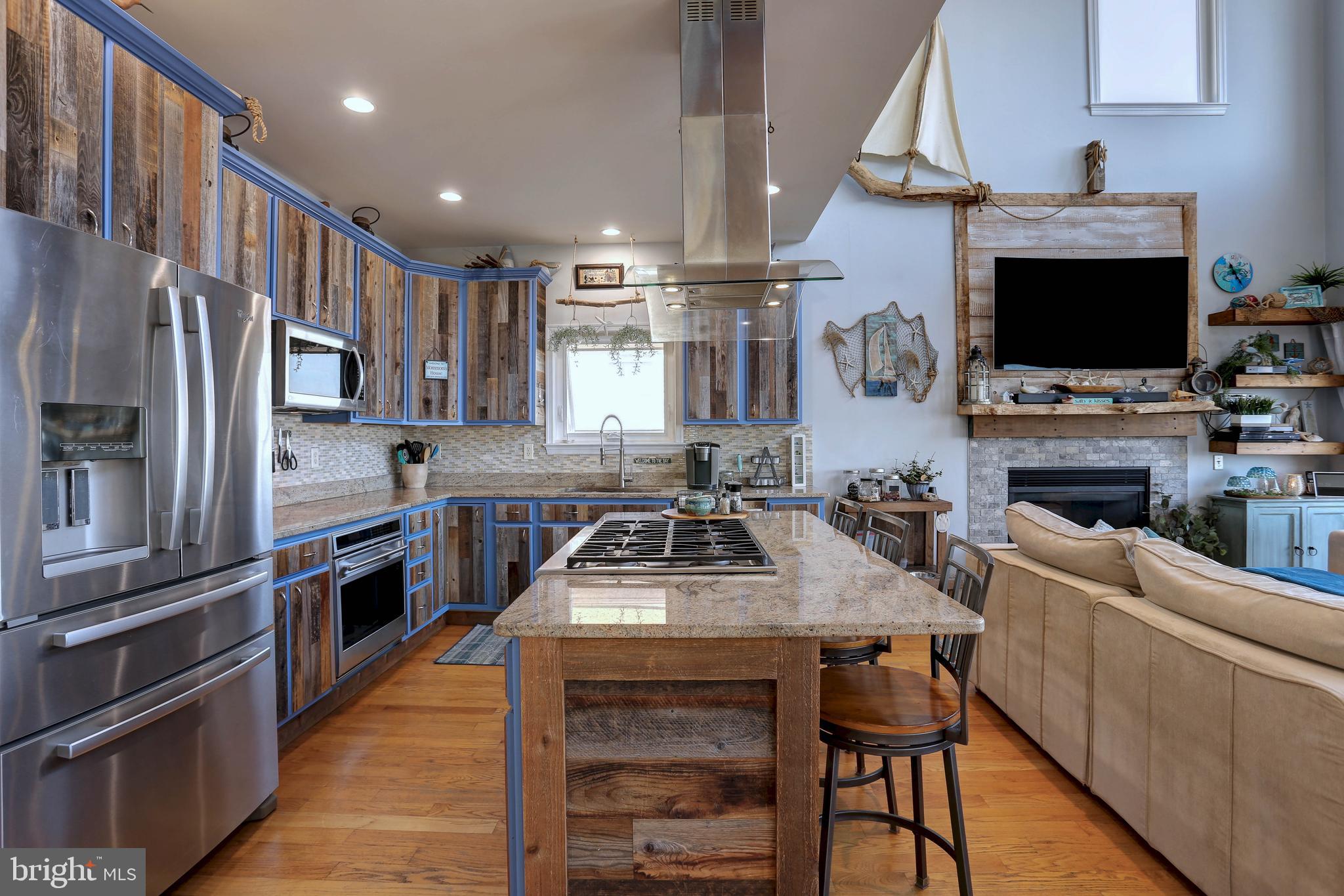 VENICE ON THE BAY - Residential