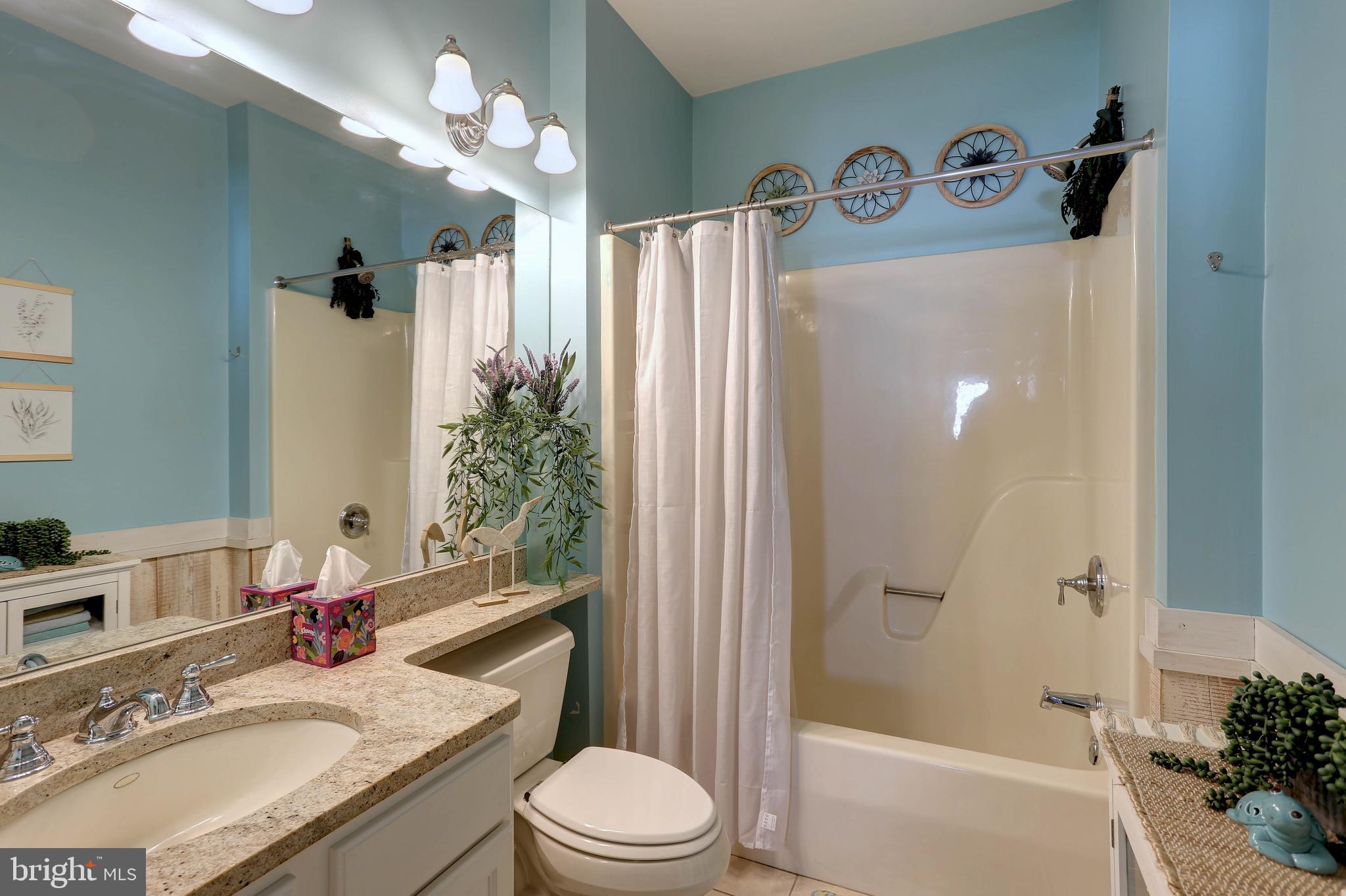 VENICE ON THE BAY - Residential