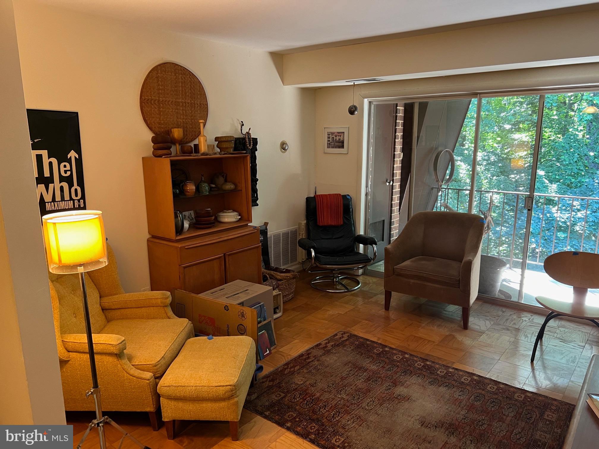 VANTAGE HILL - Residential