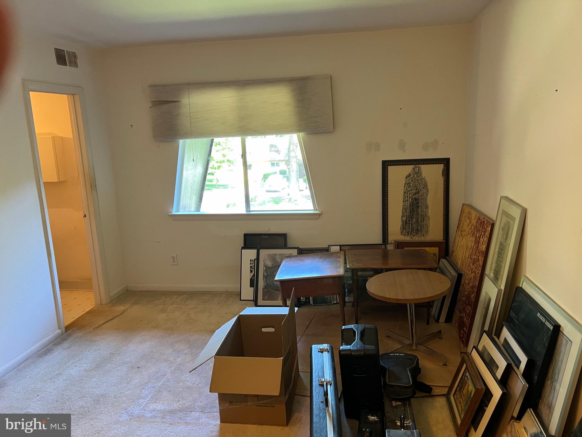 VANTAGE HILL - Residential