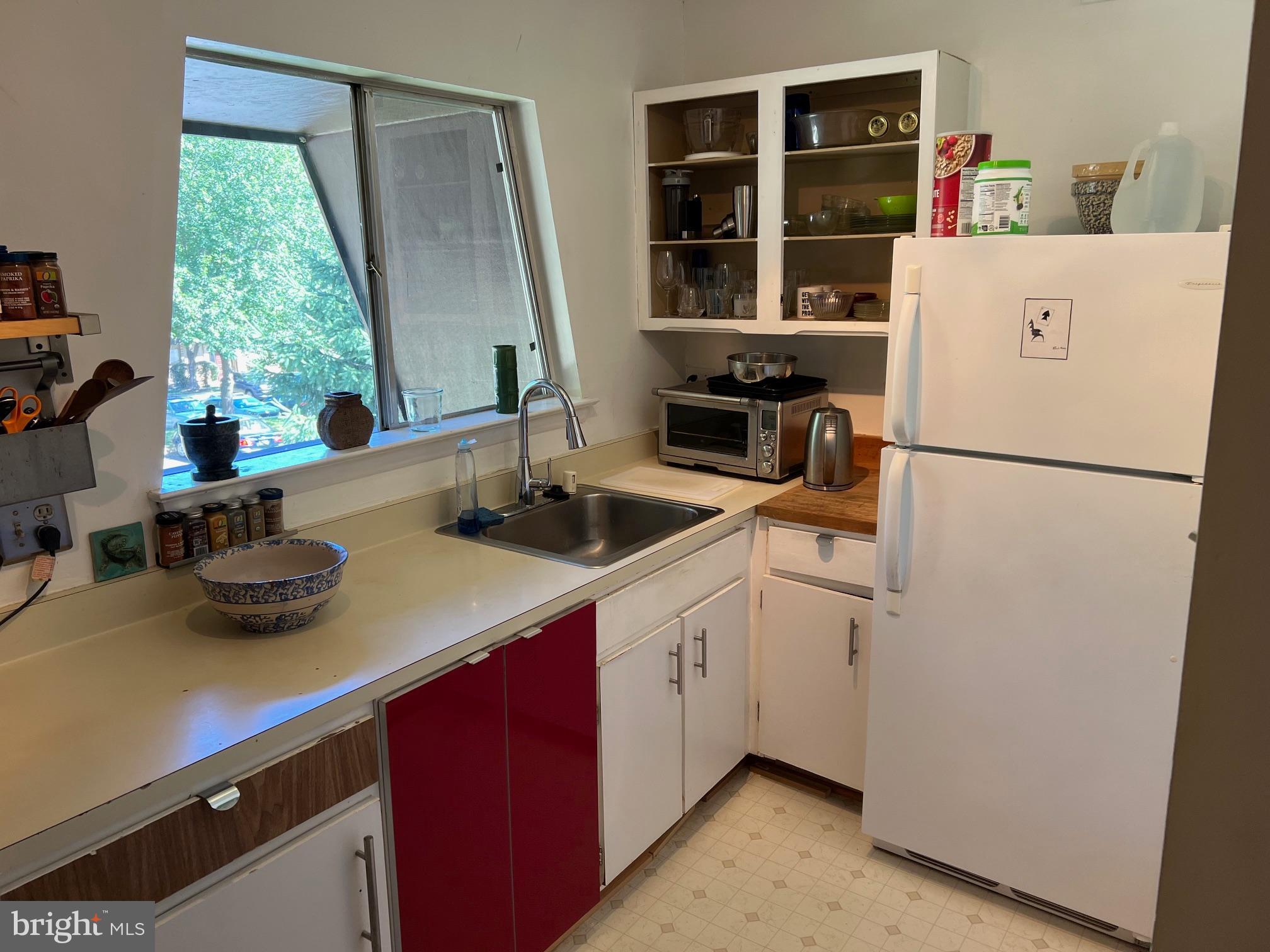 VANTAGE HILL - Residential