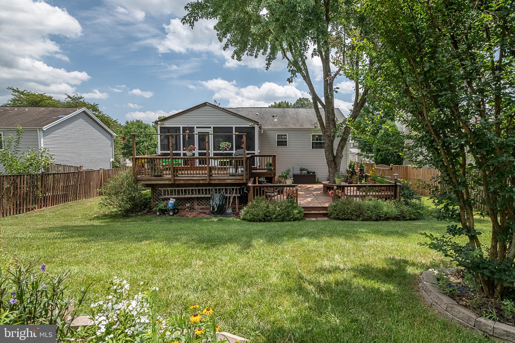 NESTORIA - Residential