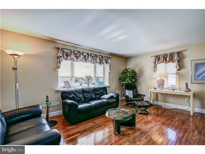 FOX HOLLOW - Residential