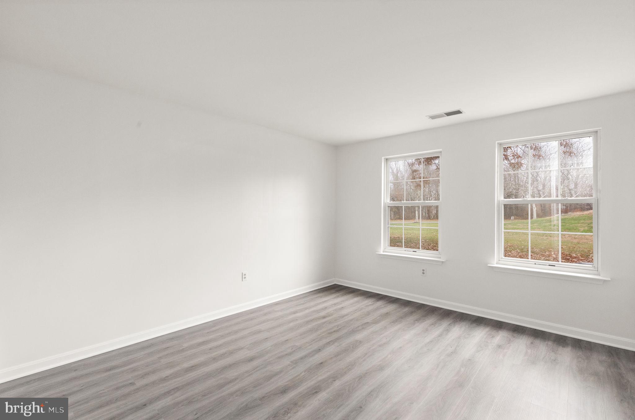 GREENBRIER HILLS - Residential Lease