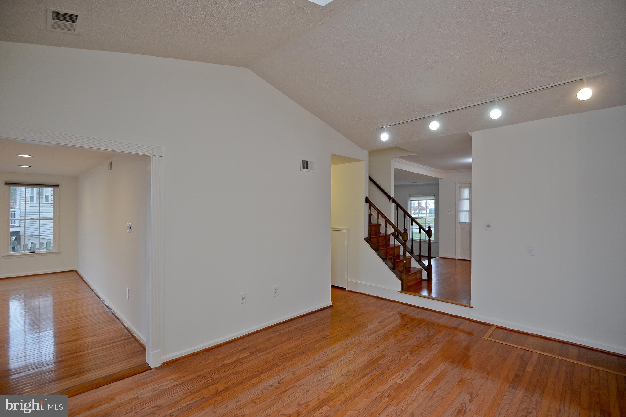CHERRY RUN - Residential