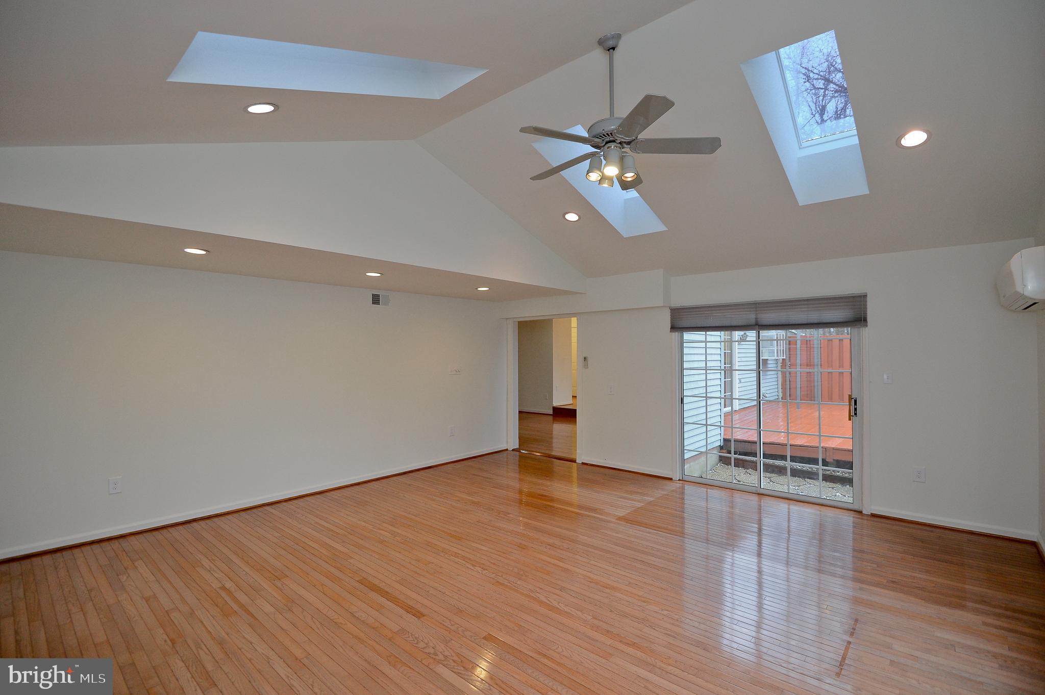 CHERRY RUN - Residential