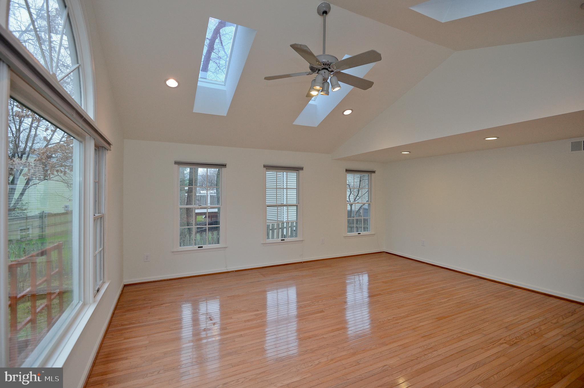 CHERRY RUN - Residential